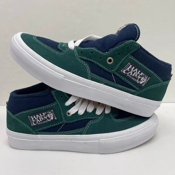 Vans Men’s Skate Half Cab
Tartan Blue/Green
VN0A2Z34BLG Sneakers - Picture 12 of 16